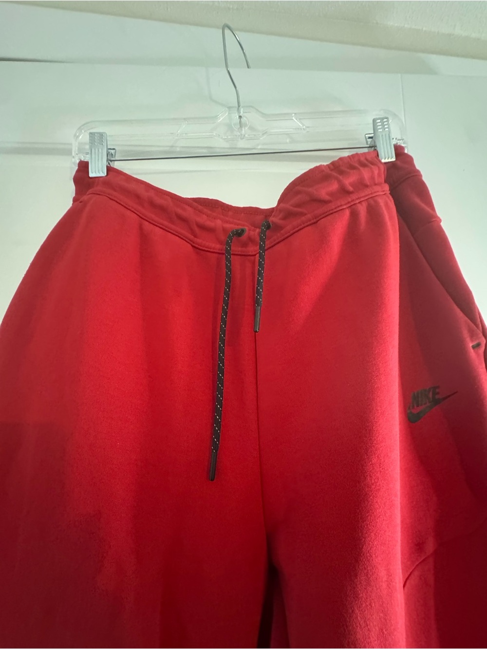 Women’s Nike Red Tech Fleece Full-Zip Hoodie and Matching Sweatpants Set - Picture 10 of 16